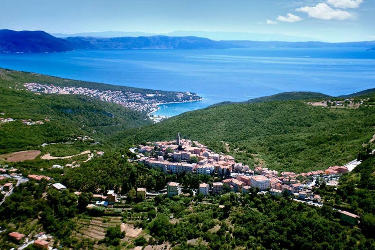 Mare And Terra Apartments Rabac Exterior foto
